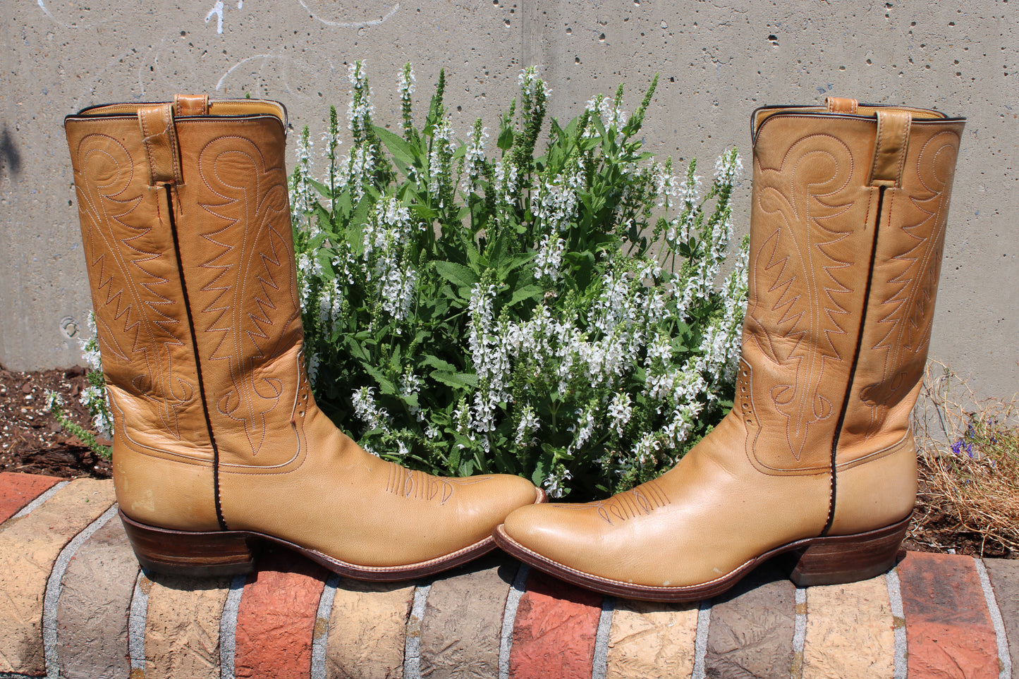 Cutter Bill Men’s Tan Calfskin Cowboy Boots – Size 10.5B