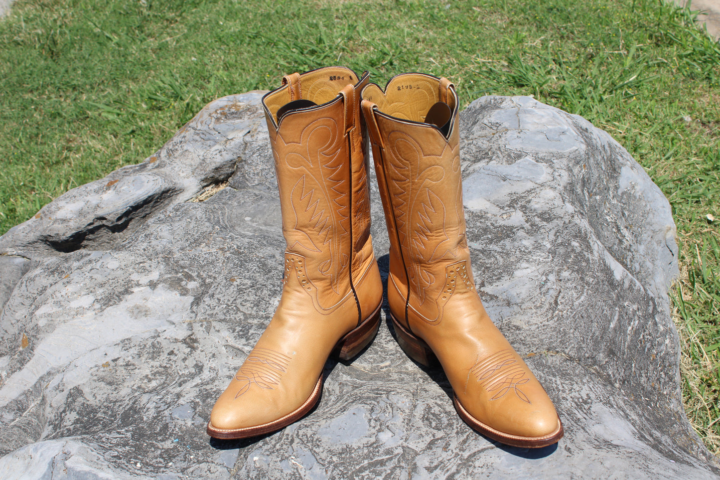 Cutter Bill Men’s Tan Calfskin Cowboy Boots – Size 10.5B